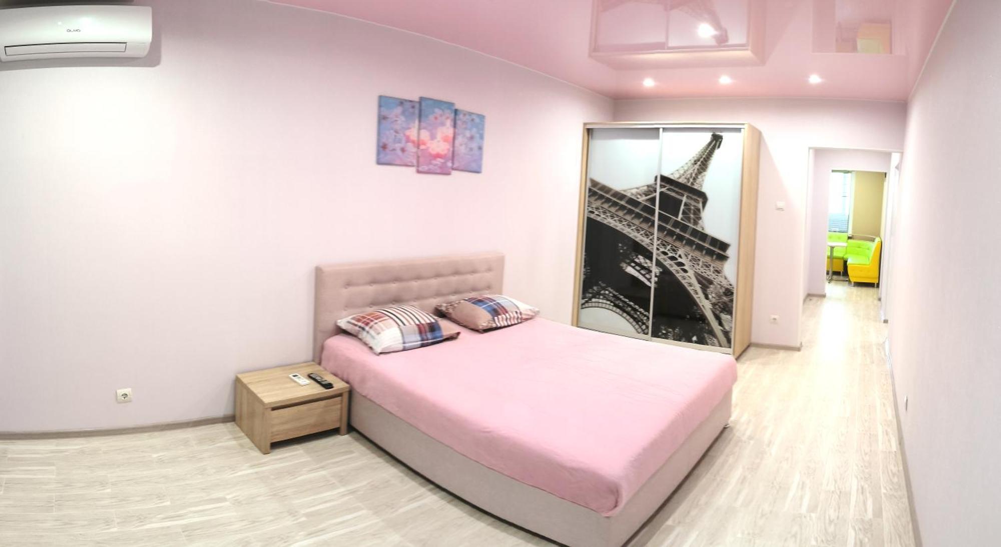 Apartment Near Metro Pozniaky Kiev Exteriör bild